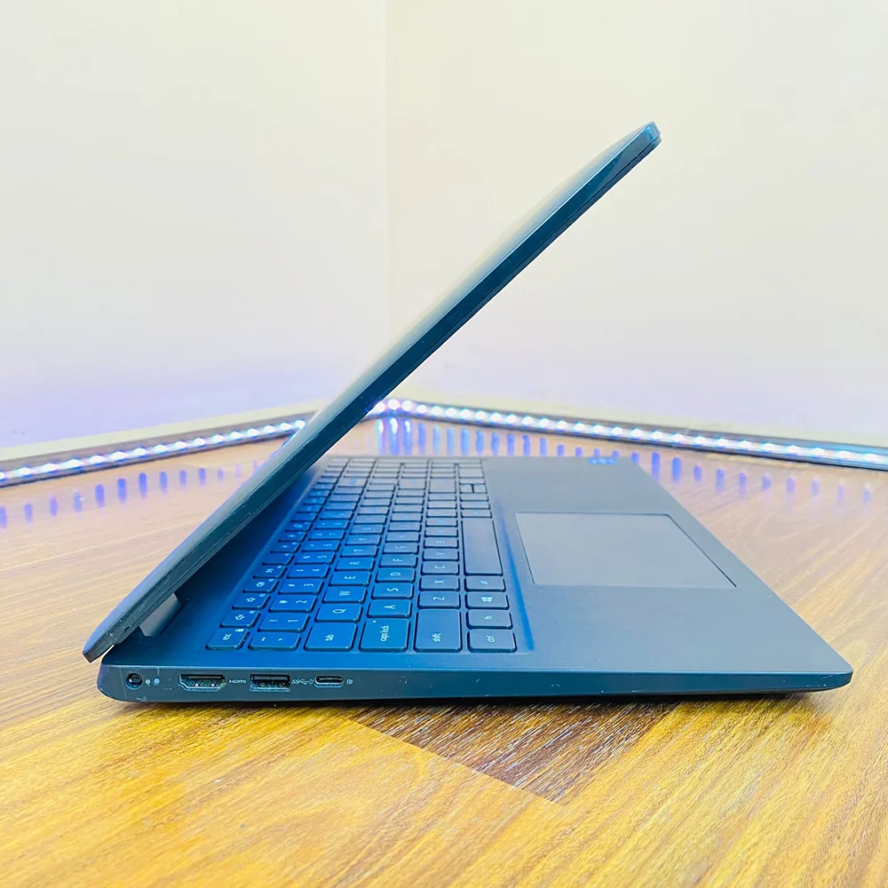 DELL LATITUDE 3520 LAPTOP